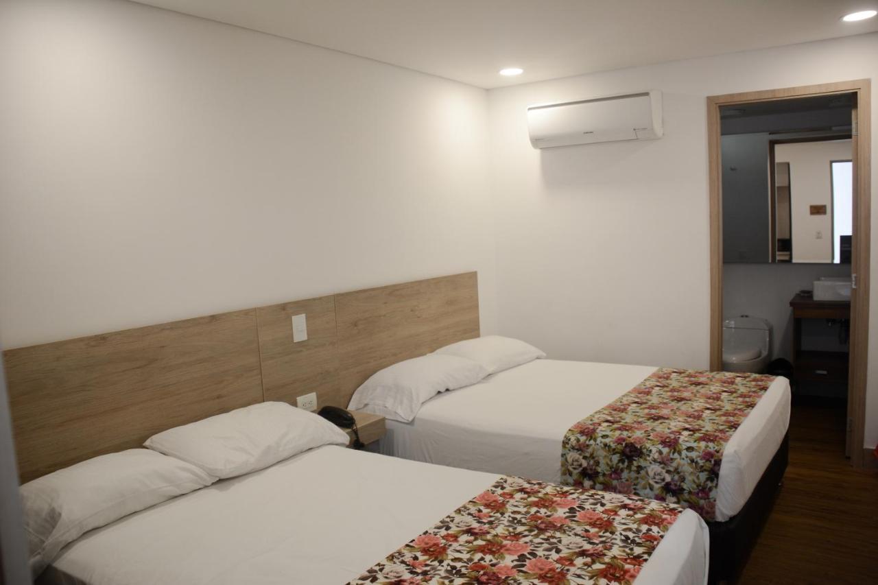 Hotel Poma Rosa เมเดยิน ภายนอก รูปภาพ