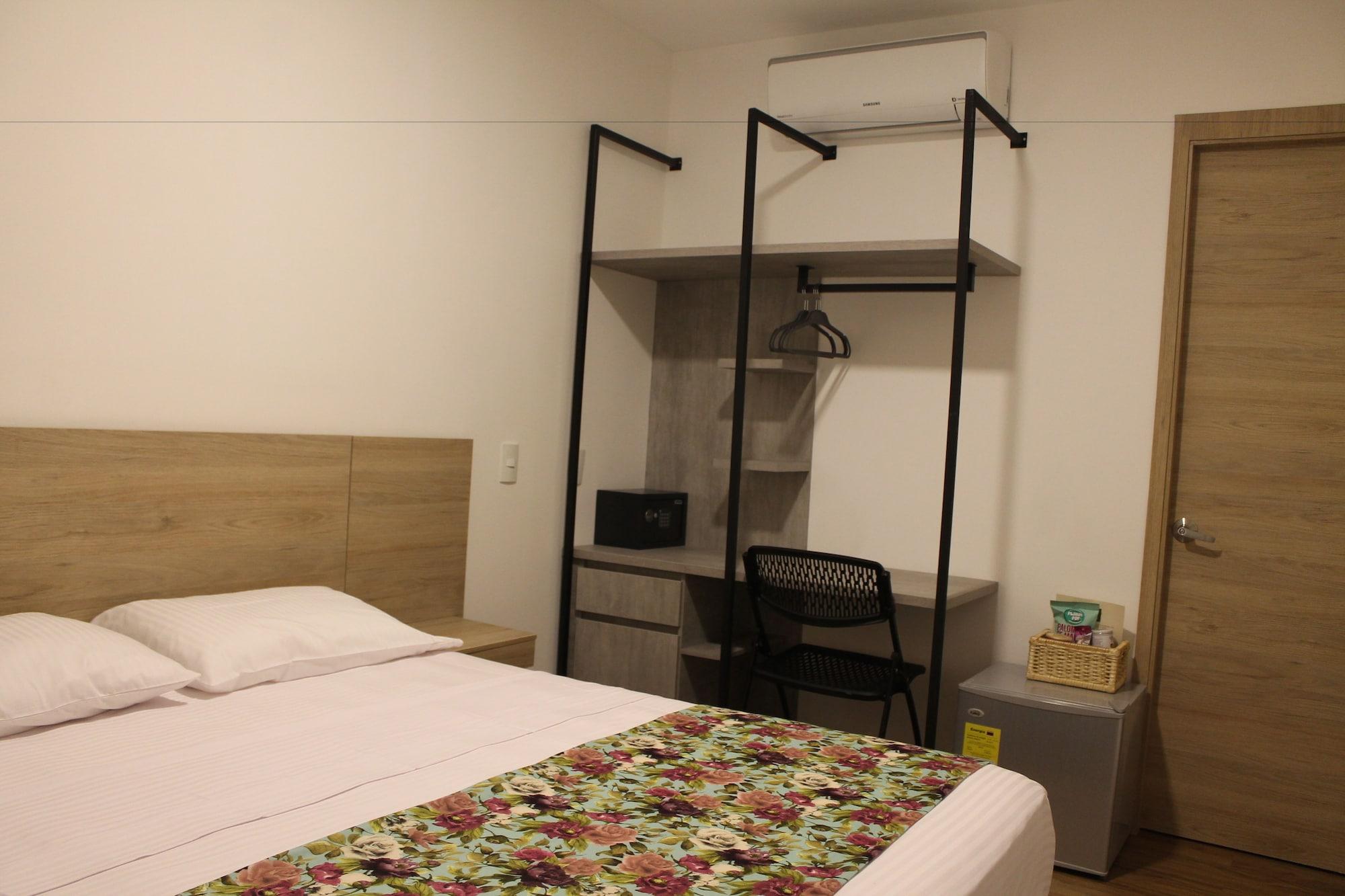 Hotel Poma Rosa เมเดยิน ภายนอก รูปภาพ
