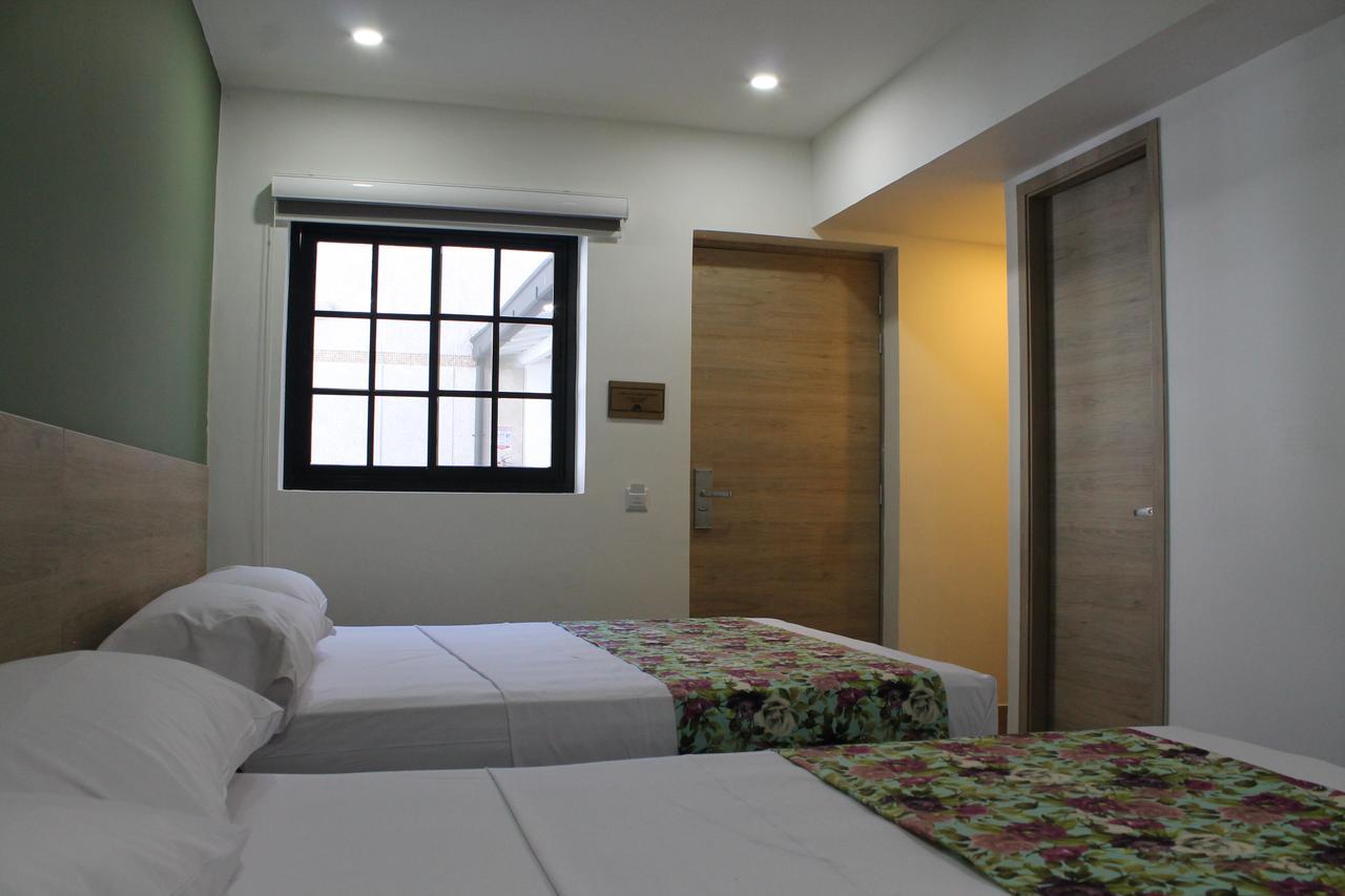 Hotel Poma Rosa เมเดยิน ภายนอก รูปภาพ