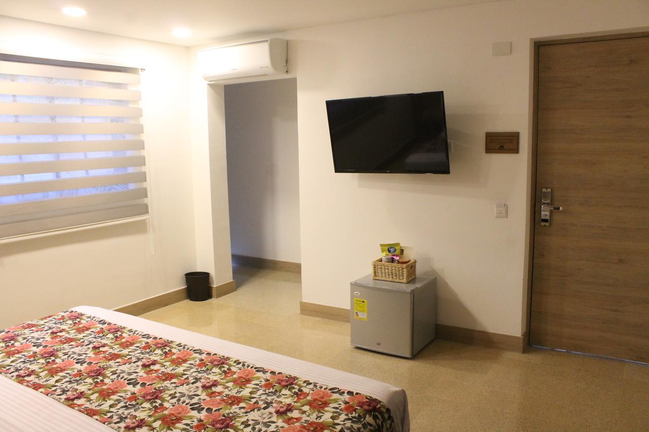 Hotel Poma Rosa เมเดยิน ภายนอก รูปภาพ
